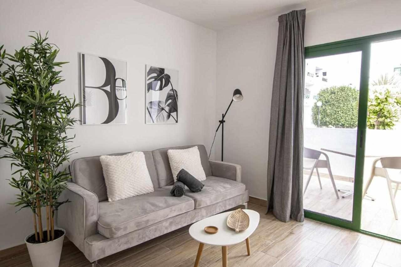 Apartment Holyhome Premium 106 *